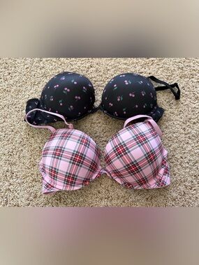 Victoria’s Secret Push-Up Bra Bundle 34D Cherry & Pink Plaid 2-Pack